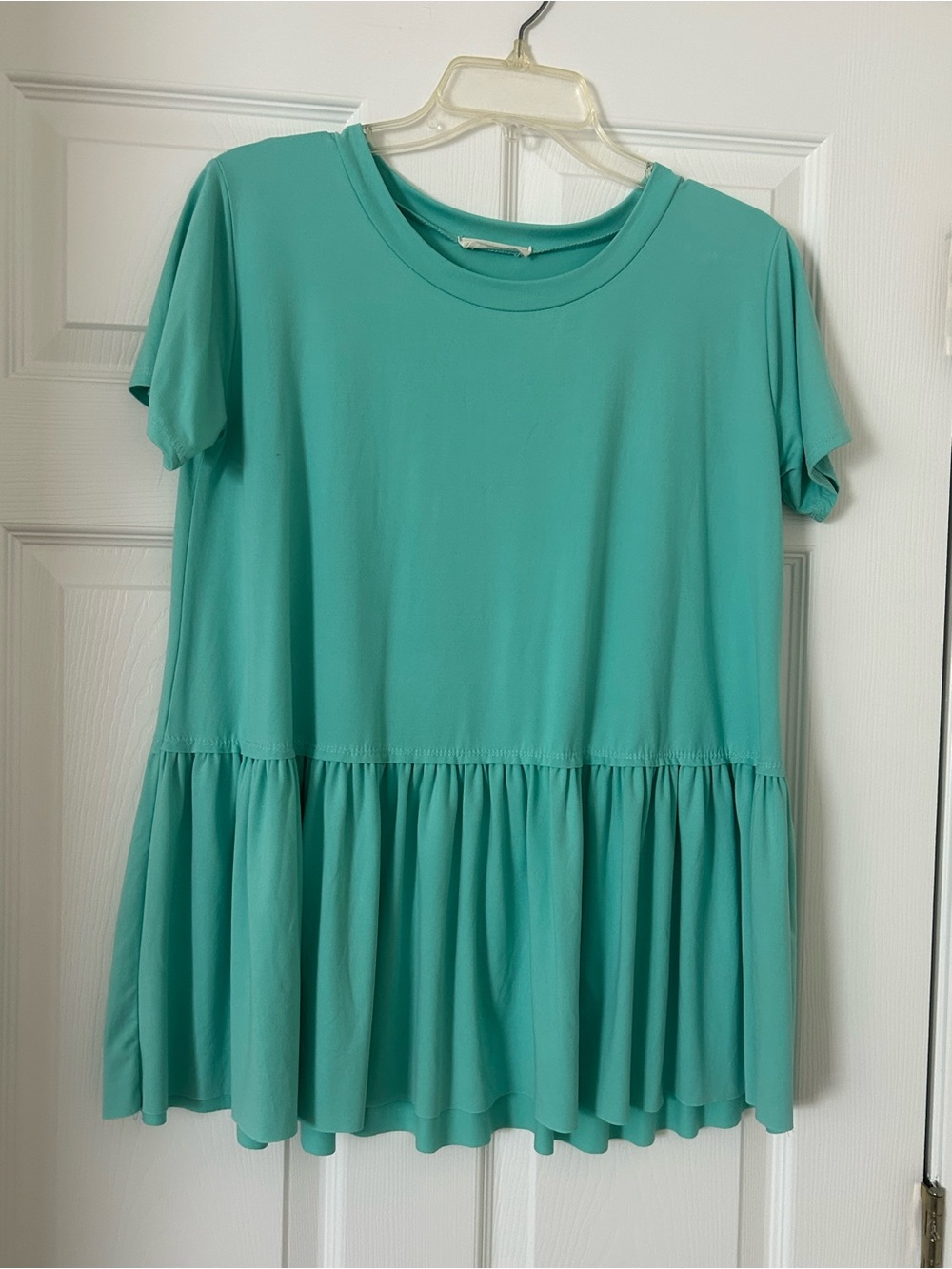 entro Teal Short Sleeve Peplum Tunic Top